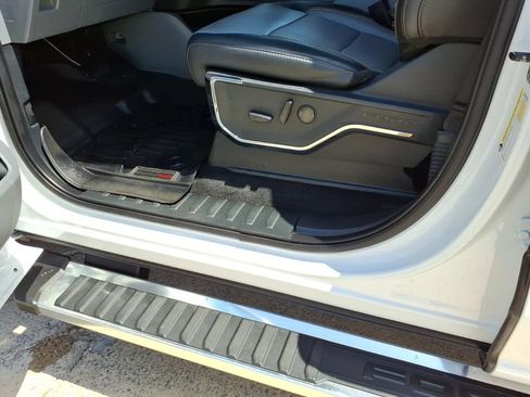 Used 2024 Ford F150 Lariat w/ Bed Utility Package AWD/4WD image 18