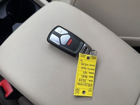 Used 2024 Audi Q5 2.0T Premium Plus image 34