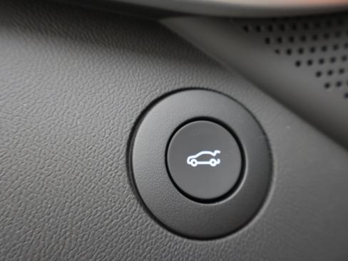 Used 2022 Chevrolet Camaro ZL1 image 35