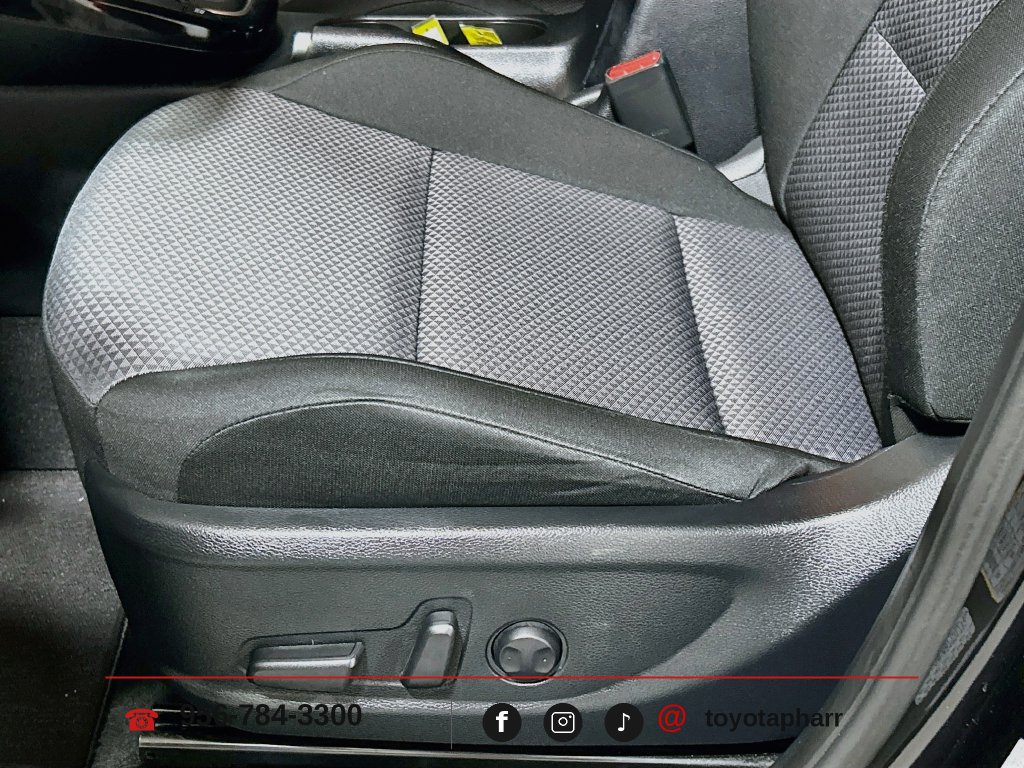 Used 2025 Kia Soul S FWD image 18