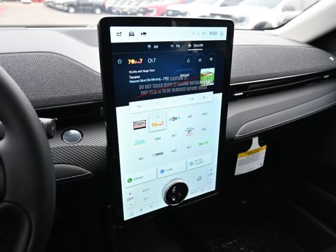 New 2025 Ford Mustang Mach-E Premium image 22