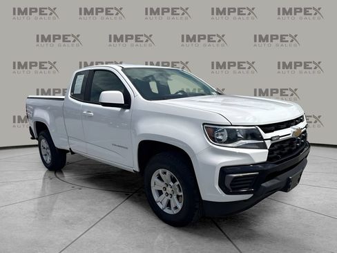Used 2022 Chevrolet Colorado LT w/ Fleet Safety Package RWD image 7