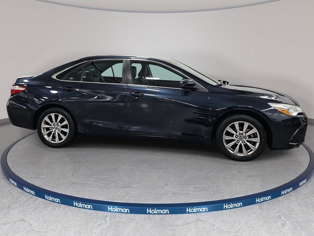 Used 2016 Toyota Camry XLE FWD image 5