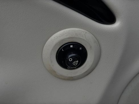 Used 2017 Maserati GranTurismo Sport image 17