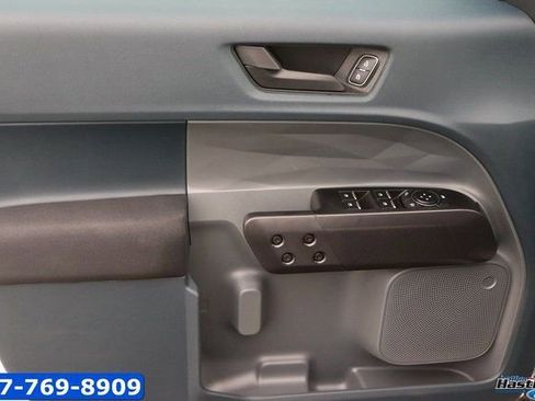 New 2025 Ford Maverick XL image 8