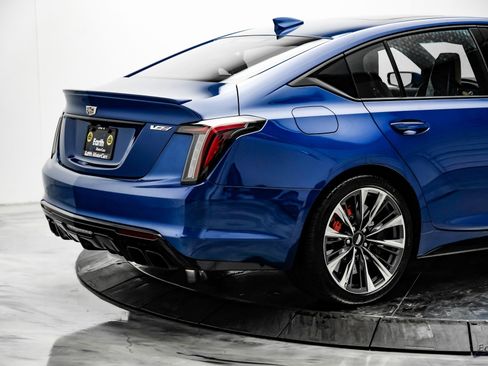 Used 2022 Cadillac CT5 V Blackwing image 14