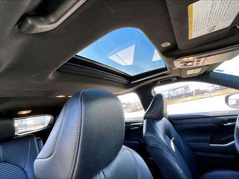 Used 2023 Toyota Highlander XSE image 13