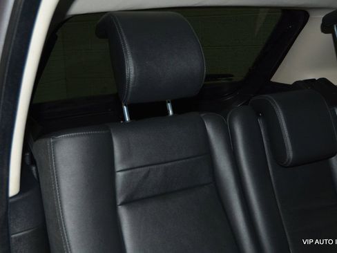 Used 2011 Land Rover Range Rover Sport HSE image 23