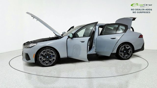 Used 2026 BMW i5 eDrive40 RWD image 15