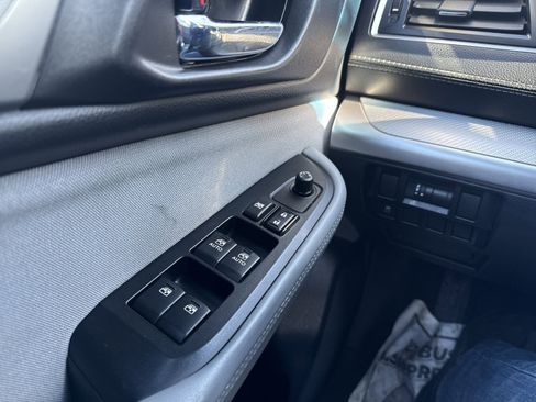 Used 2018 Subaru Outback 2.5i Premium image 23