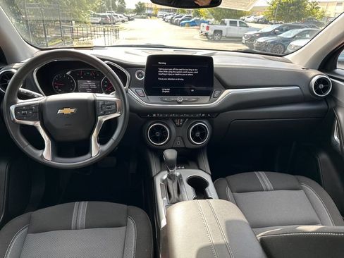 Used 2024 Chevrolet Blazer LT w/ Convenience Package FWD image 31