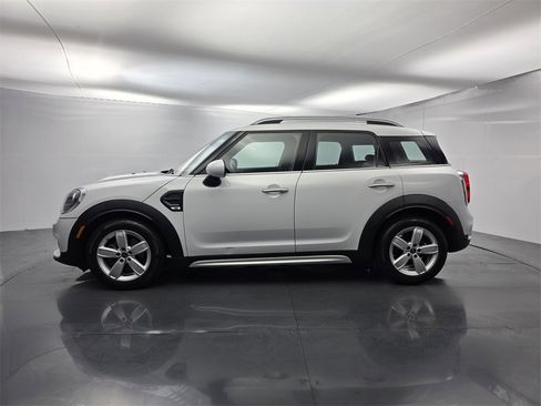 Used 2017 MINI Cooper Countryman image 7
