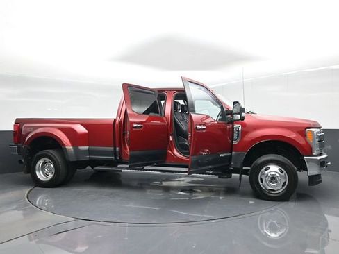 Used 2018 Ford F350 Lariat w/ Lariat Ultimate Package image 71