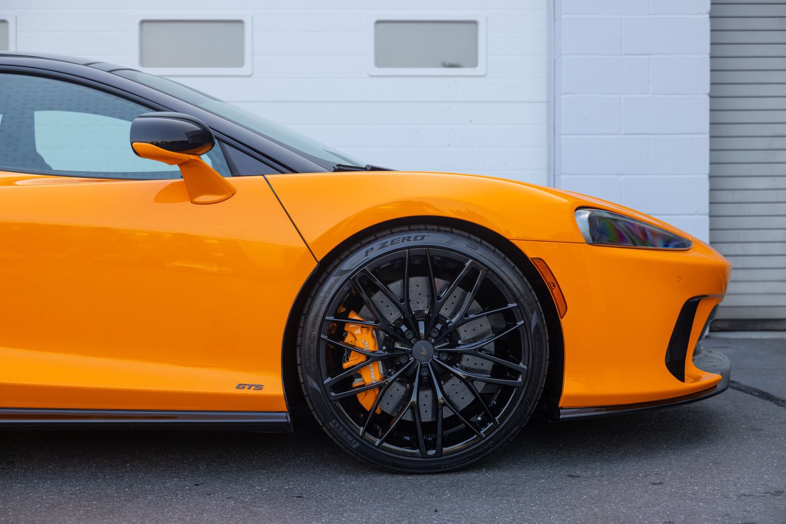 Used 2025 McLaren GTS RWD image 32