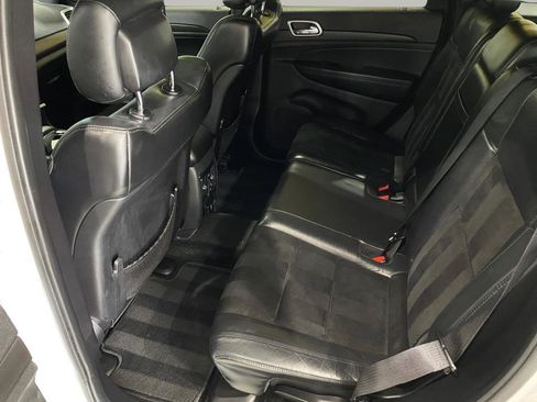 Used 2015 Jeep Grand Cherokee Altitude AWD/4WD image 17