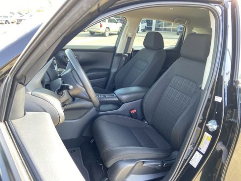 Used 2024 Honda HR-V LX image 17