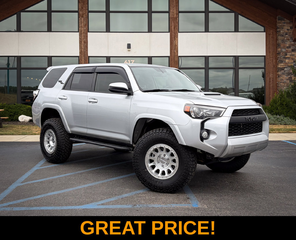 Used 2019 Toyota 4Runner TRD Off-Road AWD/4WD image 1