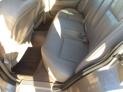 Used 2004 Mercury Grand Marquis LS image 17