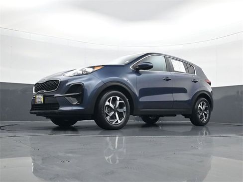 Used 2022 Kia Sportage LX image 21