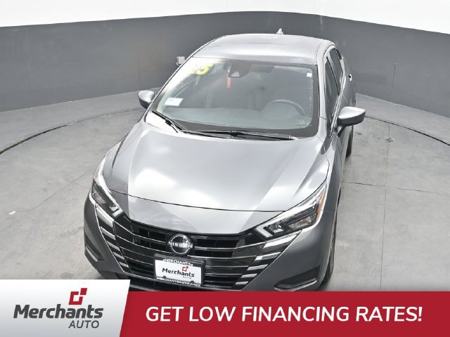 Used 2025 Nissan Versa SV FWD image 16