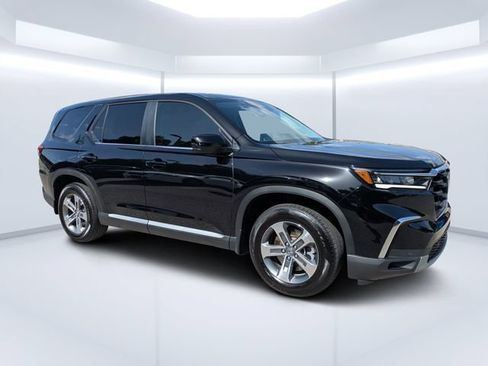 Used 2025 Honda Pilot EX-L image 1