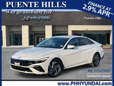 Certified 2025 Hyundai Elantra SEL image 1