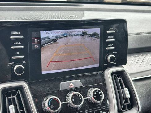 Used 2023 Kia Sorento LX FWD image 14