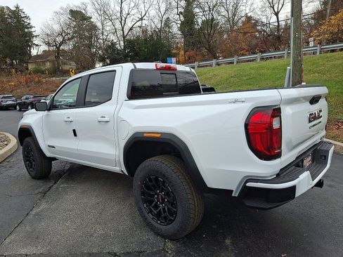 New 2026 GMC Canyon Elevation w/ Convenience Package image 3