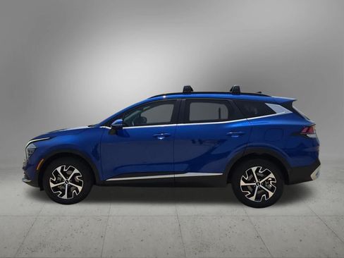 Used 2025 Kia Sportage EX w/ Premium Package AWD/4WD image 3