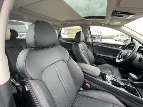 New 2025 Kia K5 EX FWD image 31