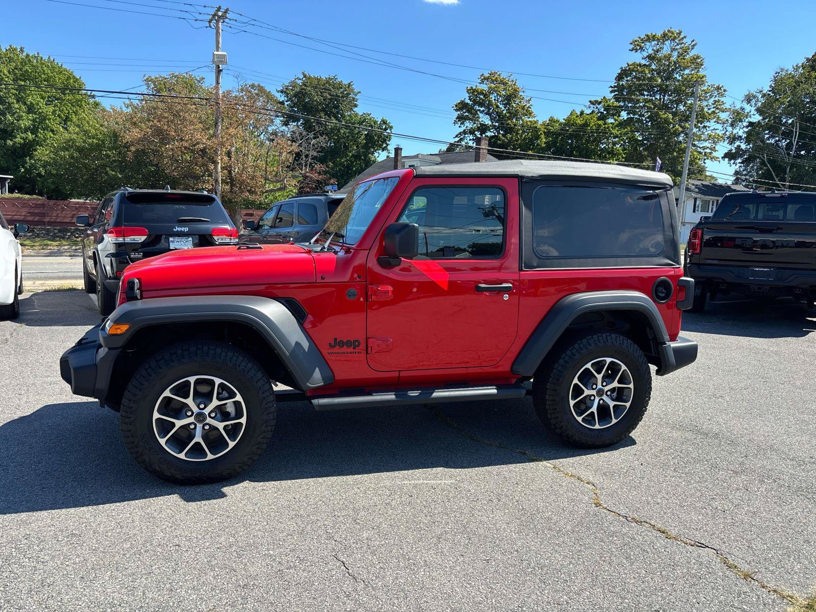 Certified 2025 Jeep Wrangler 4WD S image 6
