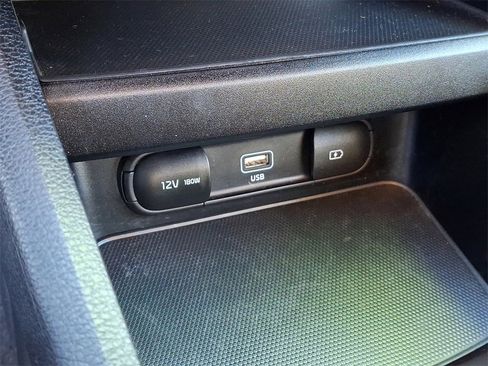 Used 2024 Kia Forte LXS w/ LXS Technology Package image 23