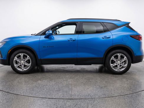 Used 2025 Chevrolet Blazer LT FWD image 5