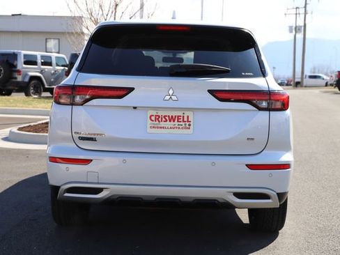 Used 2022 Mitsubishi Outlander SE image 5