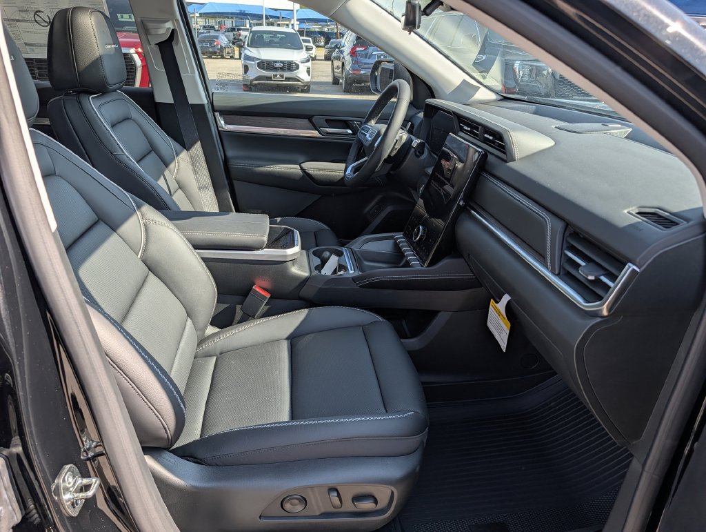 New 2027 GMC Terrain Denali w/ LPO, Floor Liner Package AWD/4WD image 30