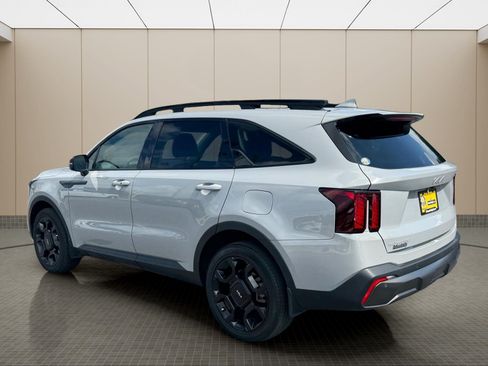 Used 2024 Kia Sorento X-Line EX AWD/4WD image 4