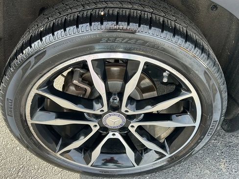 Used 2016 Mercedes-Benz GLA 250 4MATIC image 41