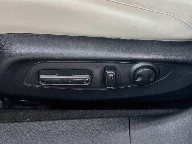 Used 2023 Honda Accord EX-L image 13