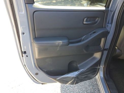 New 2026 Nissan Frontier SV image 25