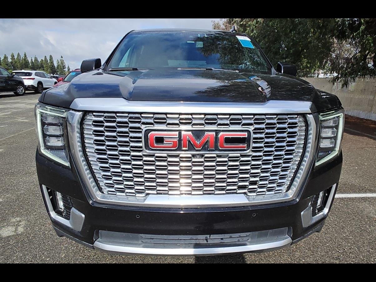 Used 2021 GMC Yukon XL Denali AWD/4WD image 16