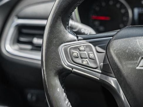 Used 2018 Chevrolet Equinox LT w/ Sun & Infotainment Package image 27