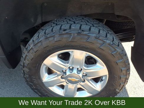 Used 2022 Chevrolet Silverado 2500 LTZ image 22