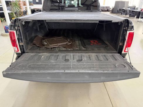Used 2016 RAM 1500 Laramie Longhorn w/ Convenience Group AWD/4WD image 9