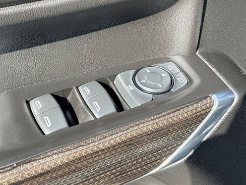 Used 2021 Chevrolet Silverado 1500 RST w/ Texas Edition Plus AWD/4WD image 15