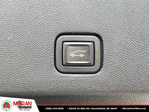Used 2022 Cadillac XT6 Premium Luxury AWD/4WD image 12