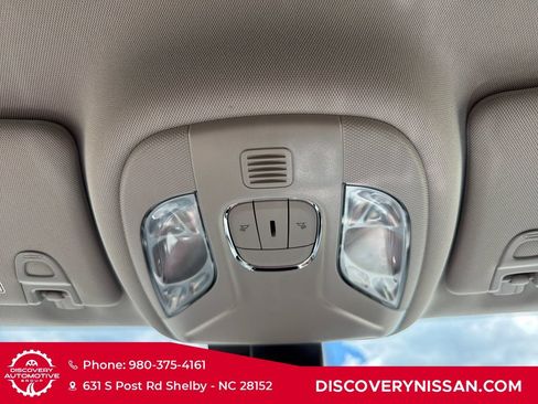 Used 2022 Jeep Compass Limited AWD/4WD image 30
