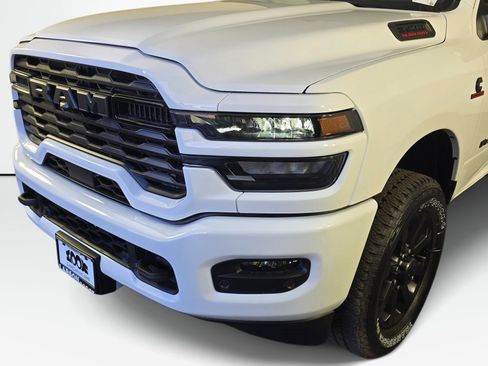 New 2026 RAM 3500 Big Horn AWD/4WD image 12