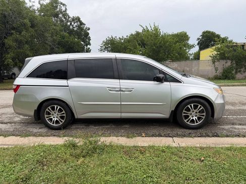 Used 2013 Honda Odyssey EX-L image 1