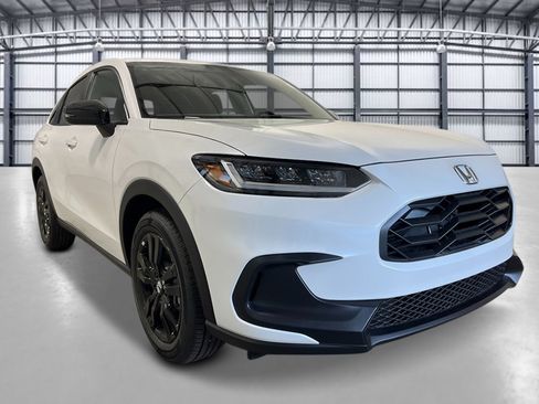 New 2027 Honda HR-V Sport image 9