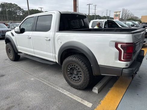 Used 2017 Ford F150 Raptor w/ Equipment Group 802A Luxury image 3